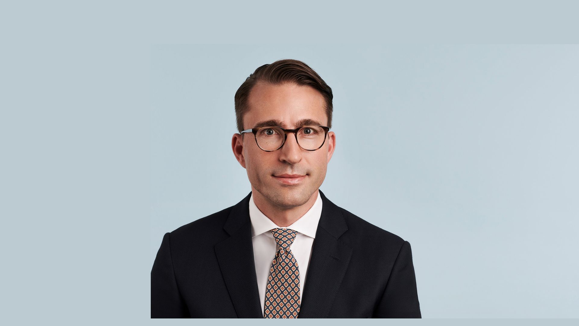 Buyers Edge Platform Acquires MMC with Legal Help from Niederer Kraft Frey